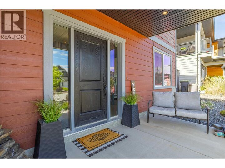 Property Photo: 2596 Crown Crest Drive BC V4T 1L7