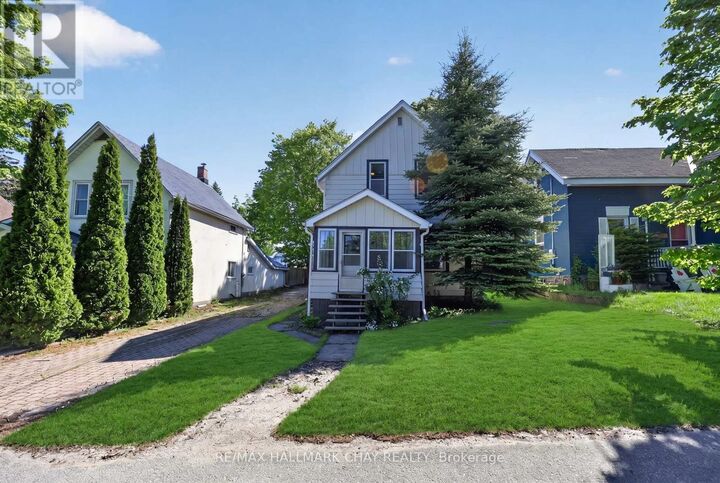 Property Photo:  23 Maria Street  ON L9M 1L5 