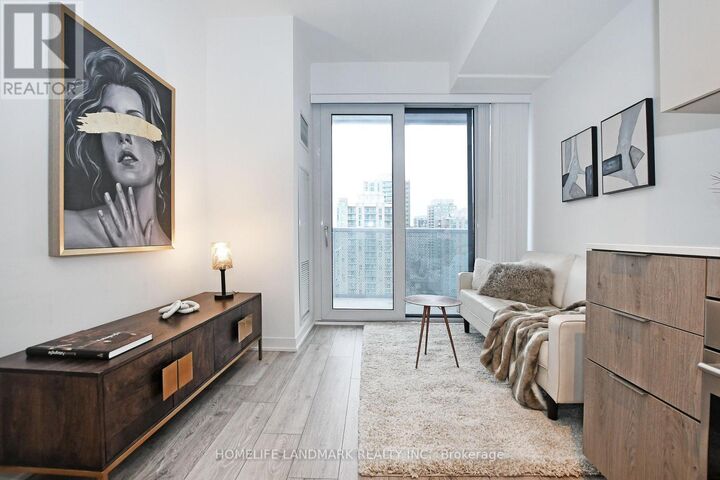 Property Photo:  15 Holmes Avenue 1406  ON M2N 0L4 