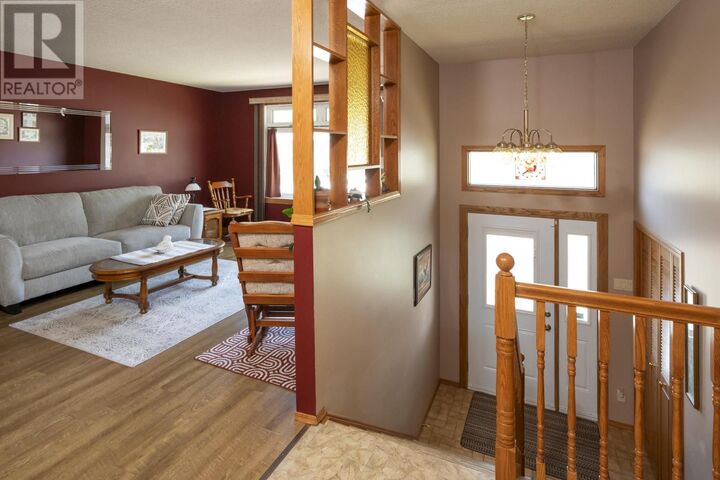 Property Photo: 400 Randall Ct ON P7G 1A1