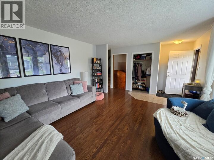 Property Photo:  9 Stack Crescent  SK S9X 1B6 