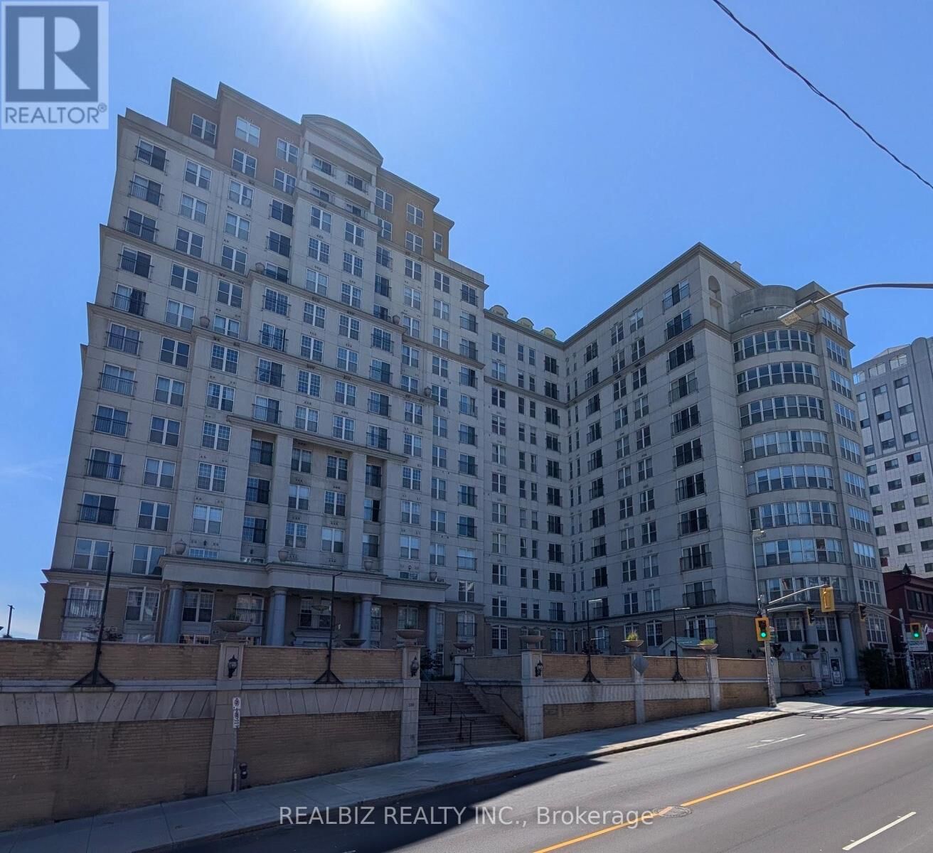 Property Photo: 135 James Street South 512 ON L8P 2Z6