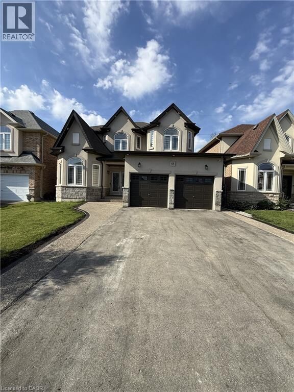 Photo de la propriété:  68 Dolomiti Court  ON L8J 3H5 