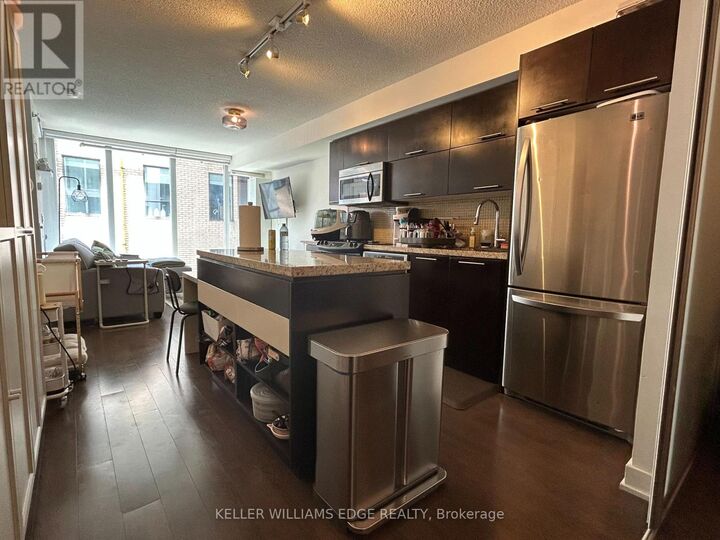 Photo de la propriété:  21 Nelson Street 331  ON M5V 1T8 