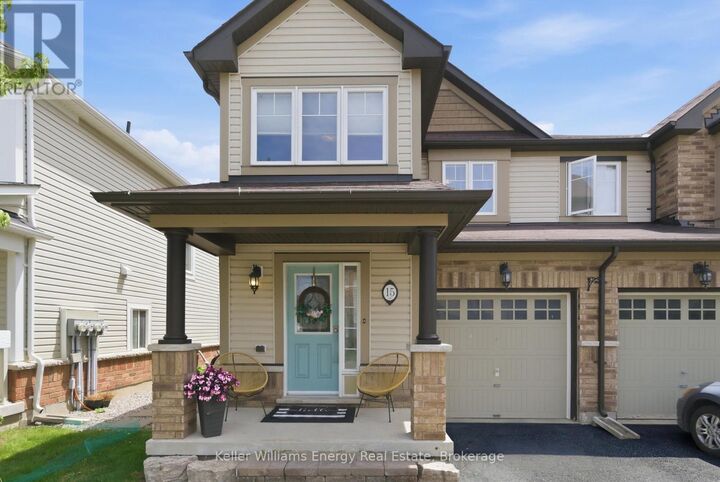 Photo de la propriété: 1640 Grandview Street North 15 ON L1K 0S6