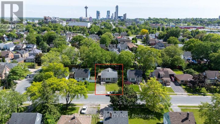 Property Photo:  5328 Houck Drive  ON L2E 1S1 