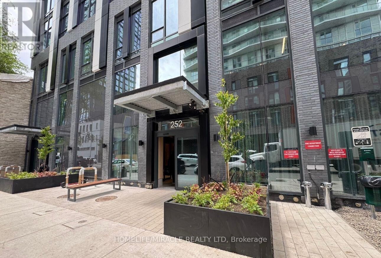 Property Photo:  252 Church Street 2609  ON M5B 1Z2 