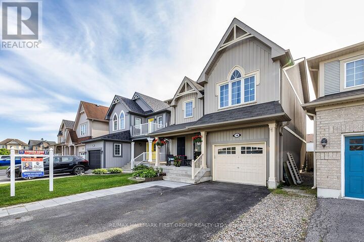 Property Photo:  38 Allworth Crescent  ON L1C 0B3 