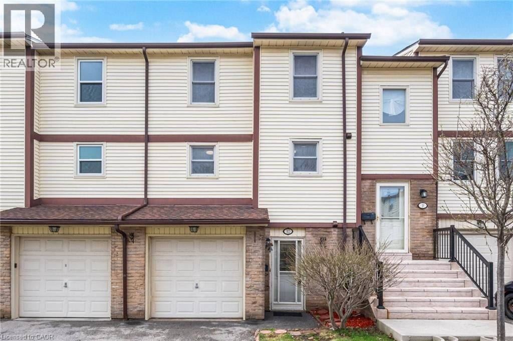 Property Photo:  7340 Copenhagen Road 10  ON L5N 2S5 