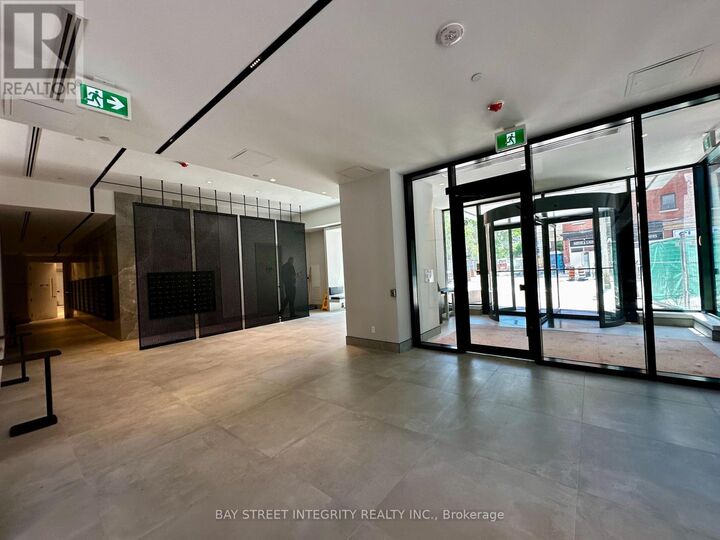 Property Photo:  609 Sherbourne Street 802  ON M4X 0A4 