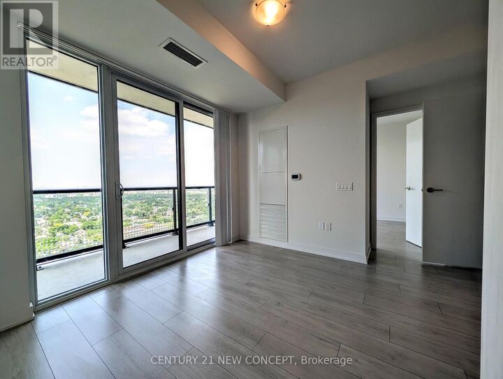 Property Photo: 5858 Yonge Street 3326 ON M2M 0C6