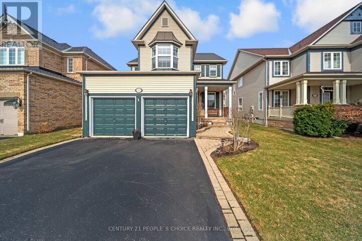 Property Photo: 7107 Appletree Lane ON L5W 1W5