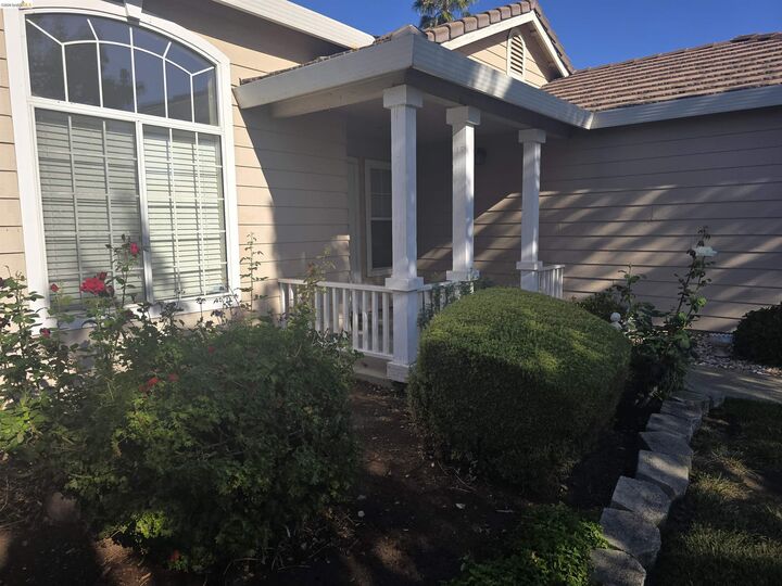 Property Photo:  5128 Hereford Ct  CA 94531 