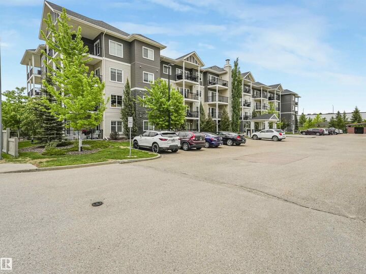 Photo de la propriété: 2 Augustine Crescent 1103 AB T8H 0X8