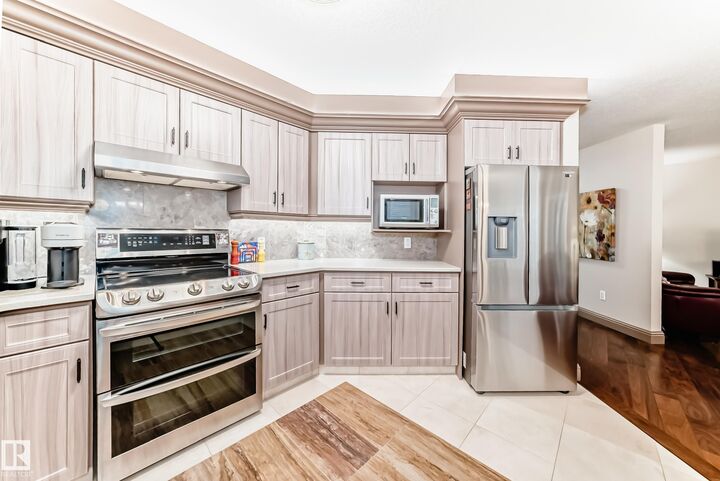 Property Photo:  3 Perron Street 512  AB T8N 5Z5 