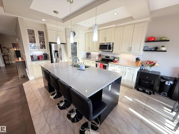 Property Photo:  23 Dillworth Crescent  AB T7X 0E6 