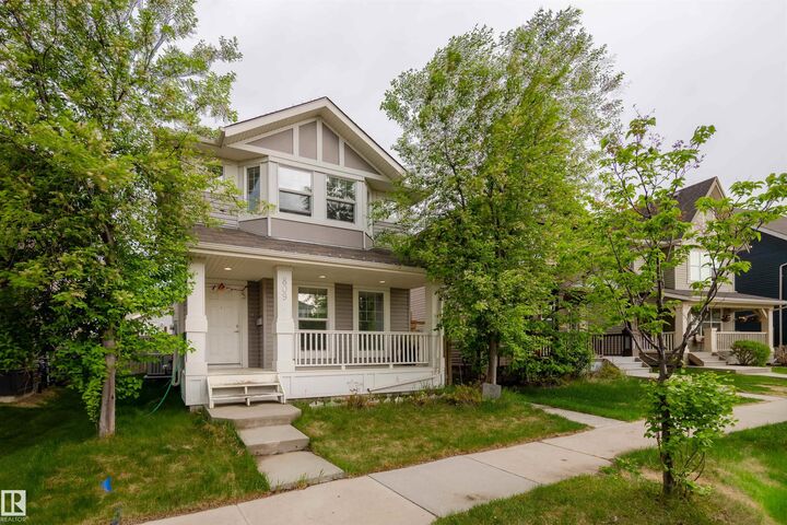 Property Photo:  809 37A Avenue NW  AB T6T 0S2 