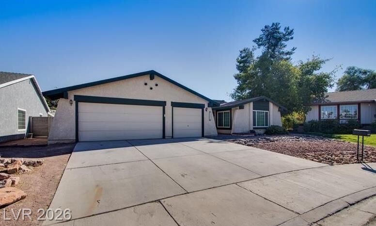Property Photo: 1995 Kamber Court NV 89119