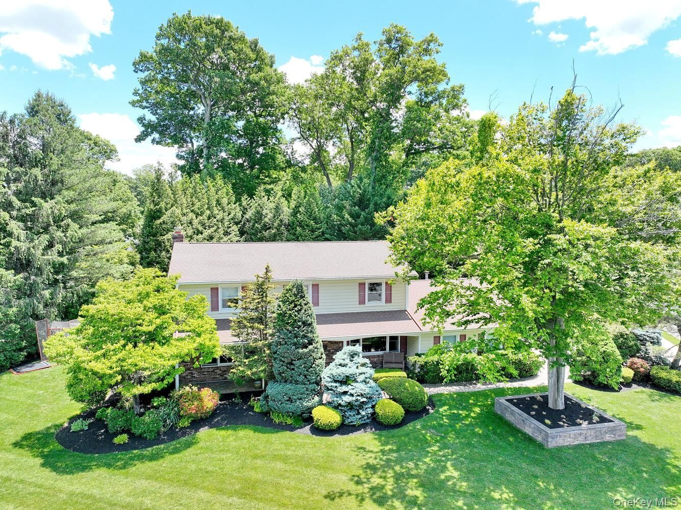 Property Photo: 4 Plum Court NY 10954