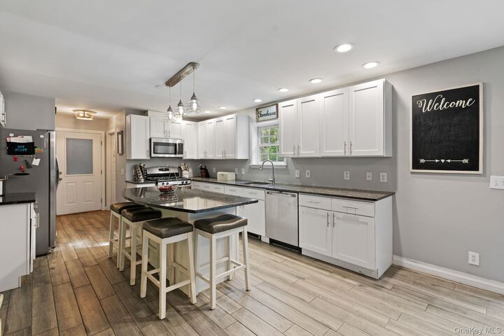 Property Photo:  181 Penaluna Road  NY 10950 