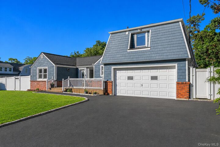Property Photo:  33 Lillian Road  NY 11767 