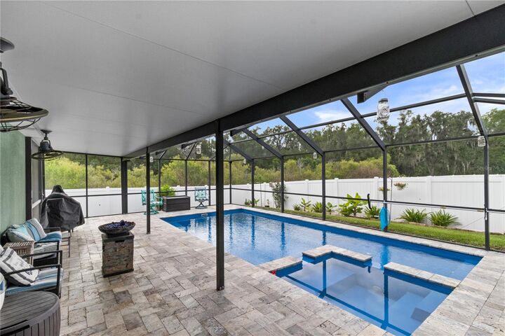 Property Photo:  4562 Fairway Oaks Drive  FL 33860 