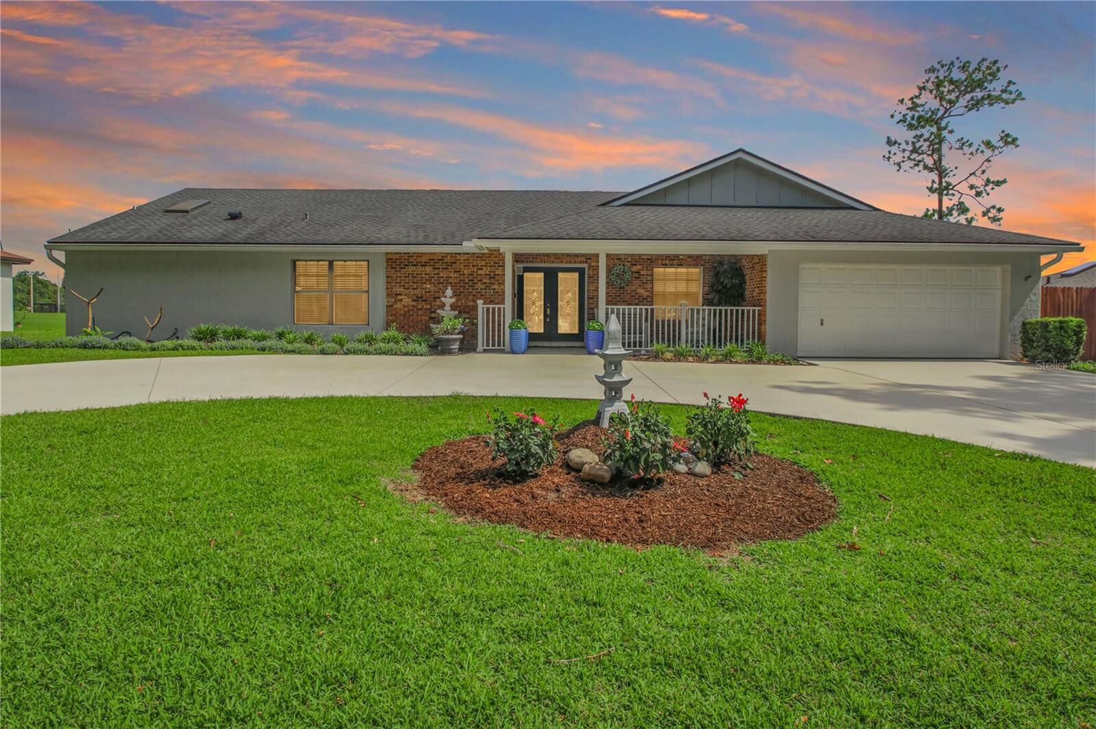 Property Photo:  7243 Woodville Crescent  FL 32819 