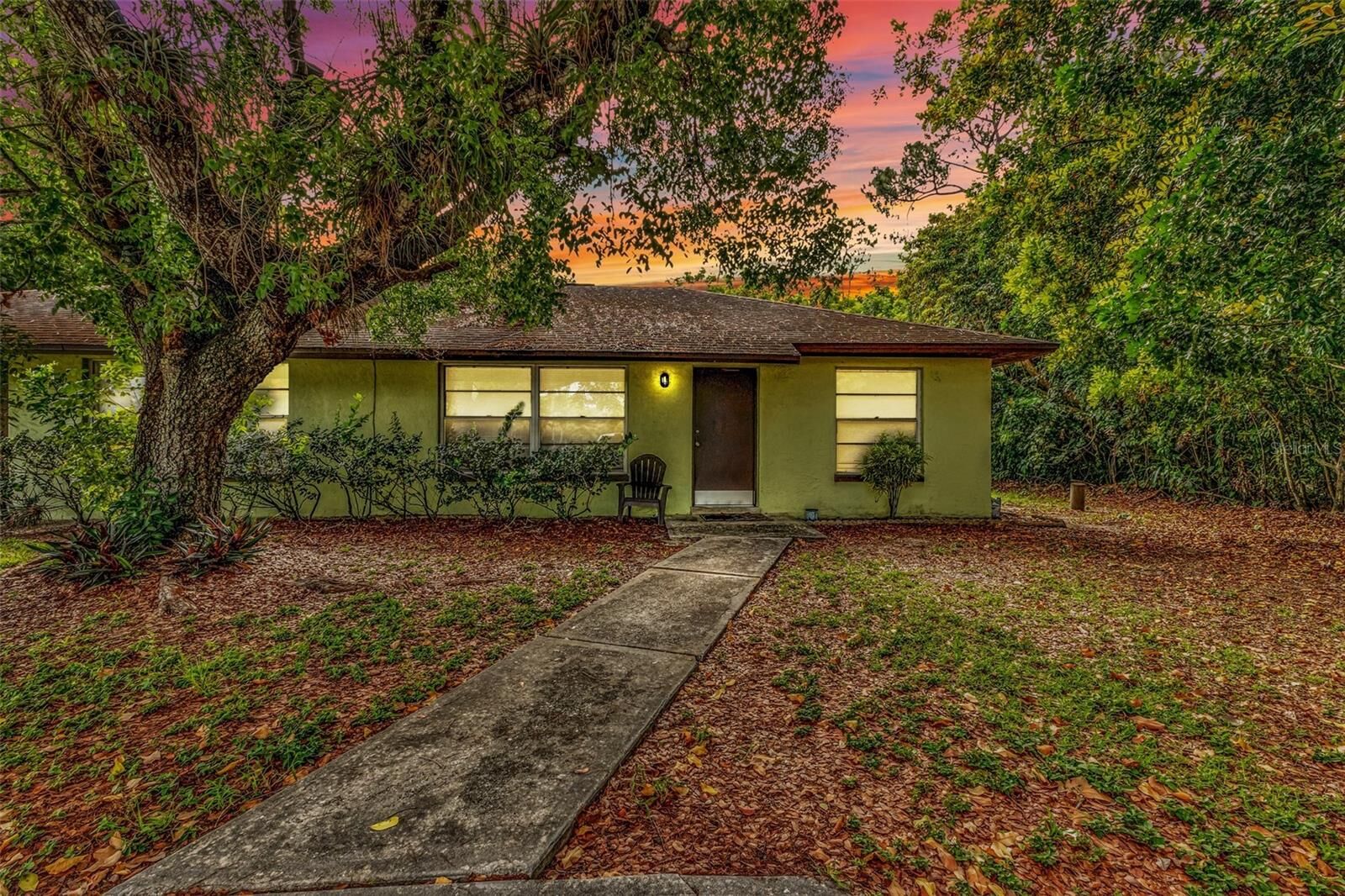 Property Photo:  18617/18619 Bartow Boulevard  FL 33967 