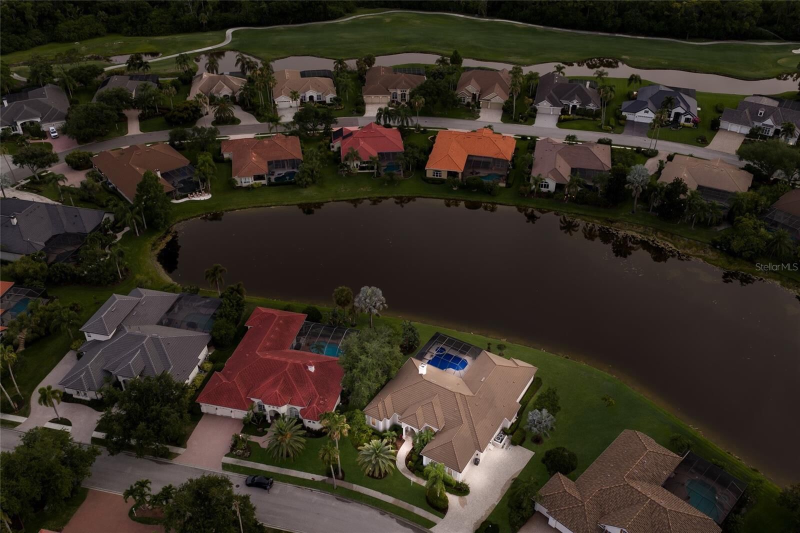 Property Photo: 7920 Royal Queensland Way FL 34202