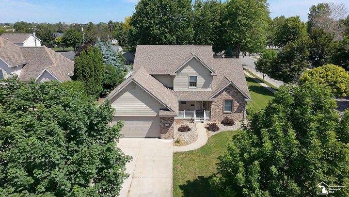 Property Photo:  860 Plank Street  MI 48131 