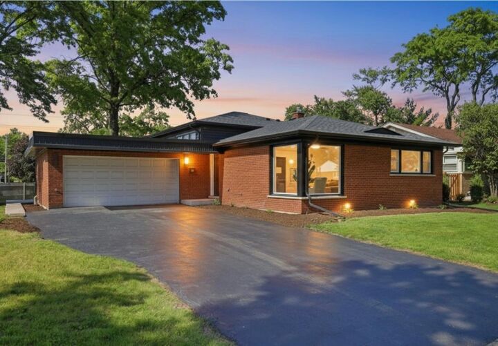 Property Photo:  188 W Kathleen Drive  IL 60068 