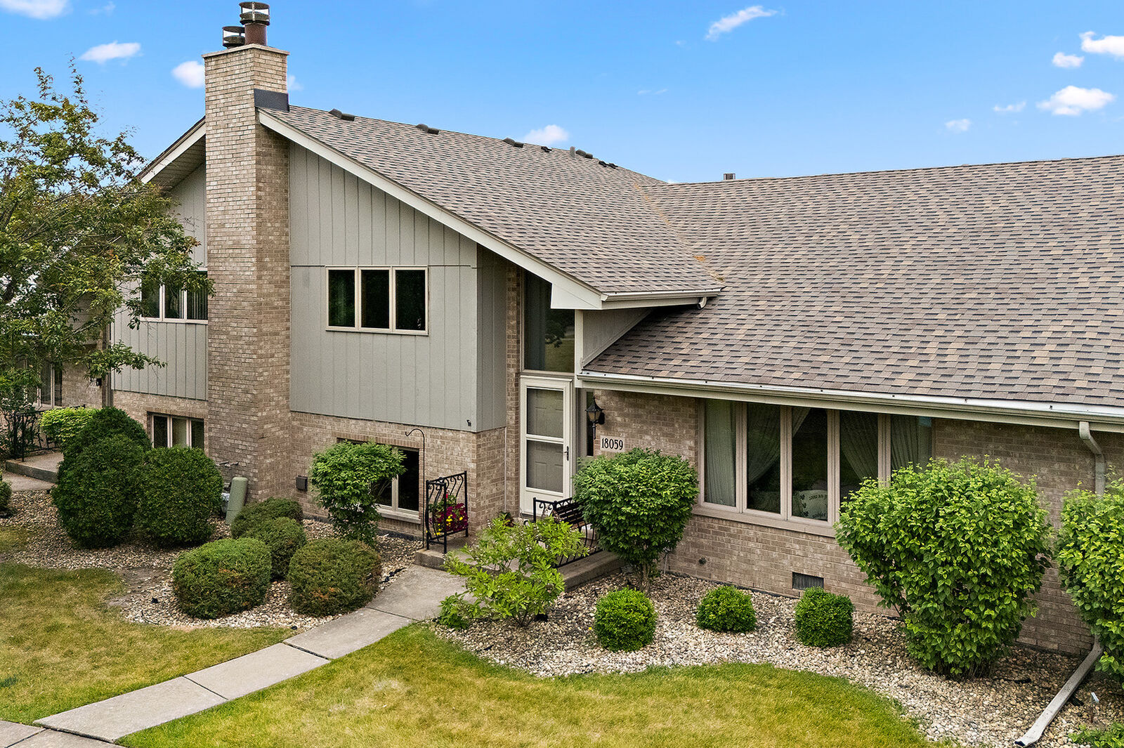 Property Photo:  18059 Florida Court 118  IL 60467 