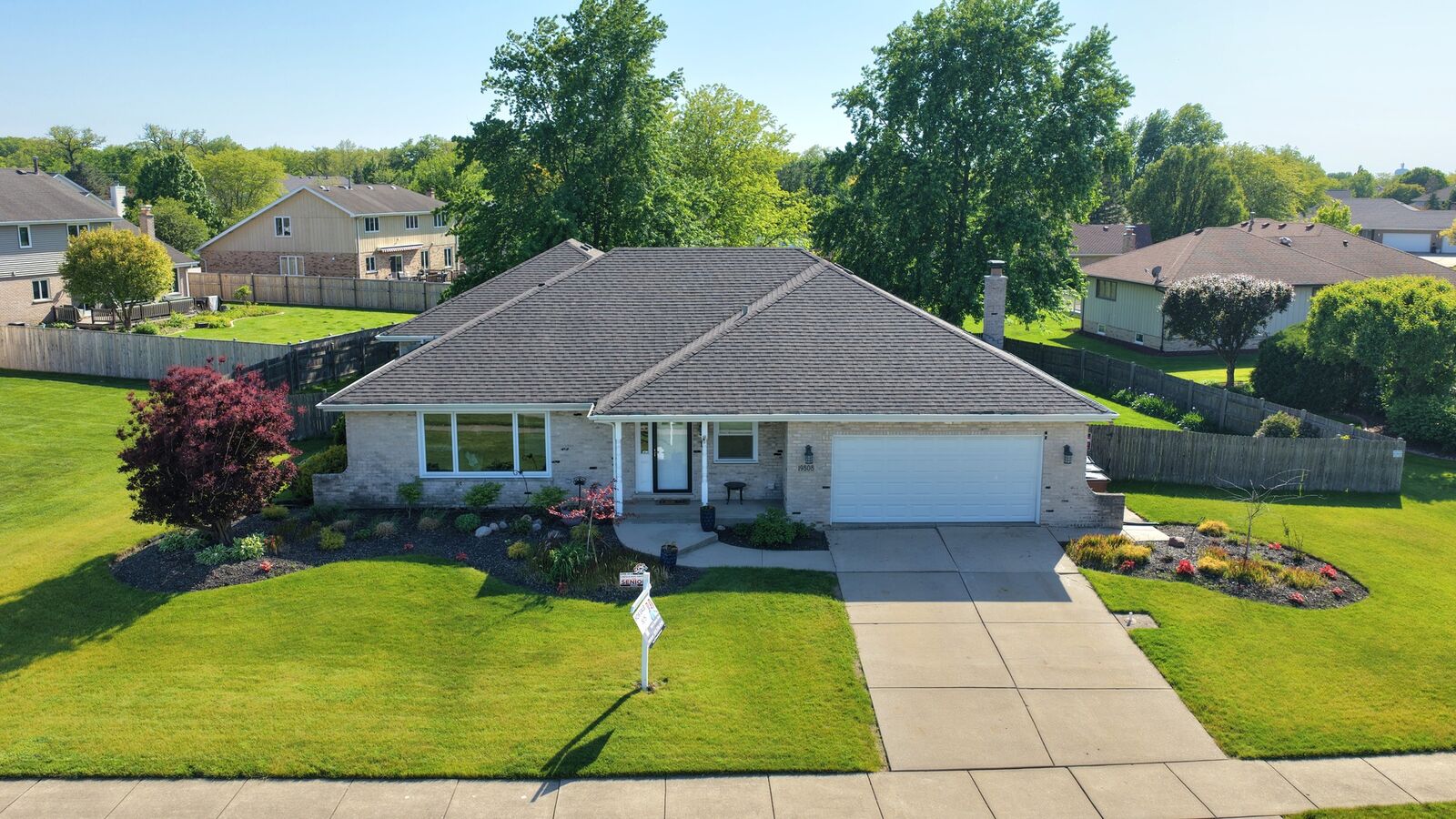 Property Photo:  19808 Kirkstone Way  IL 60448 