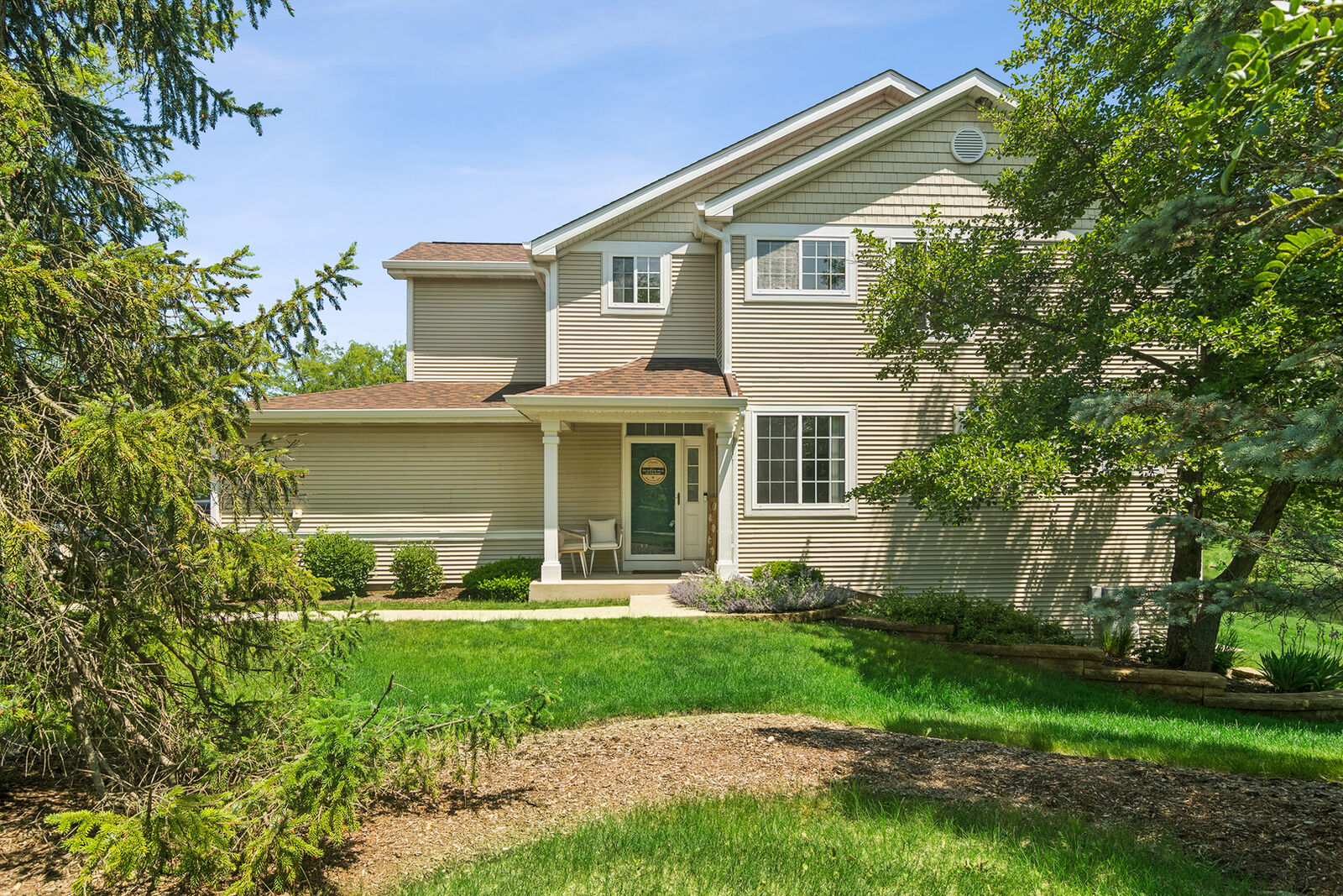 Property Photo:  