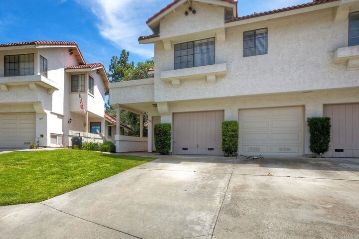 Property Photo: 3045 Corte Trabuco CA 92009