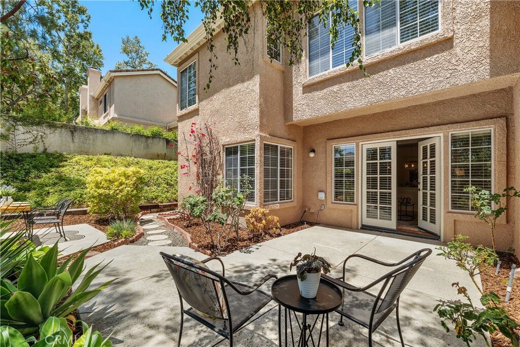 Property Photo: 5614 Roundtree Place CA 91362