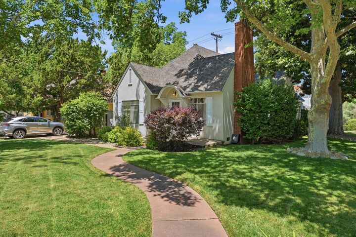Property Photo:  4457 I Street  CA 95819 