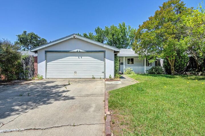 Property Photo:  5613 Sapunor Way  CA 95608 