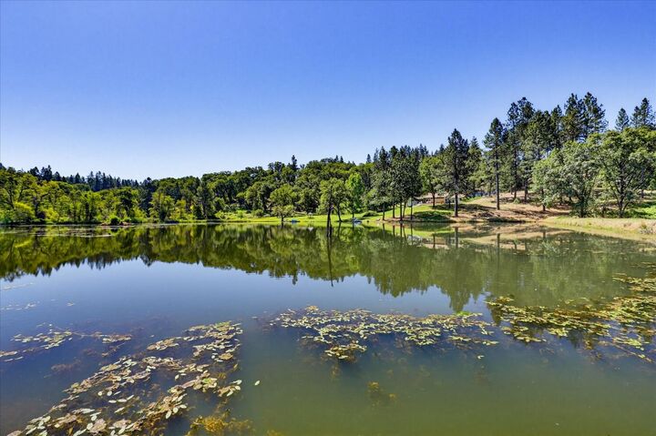 Property Photo: 16104 Fairway Glen Place CA 95949