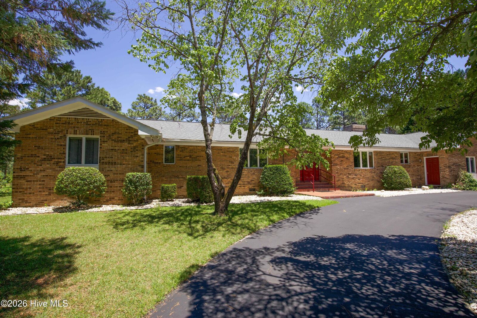 Property Photo:  6 Pine Tree Terrace  NC 27281 