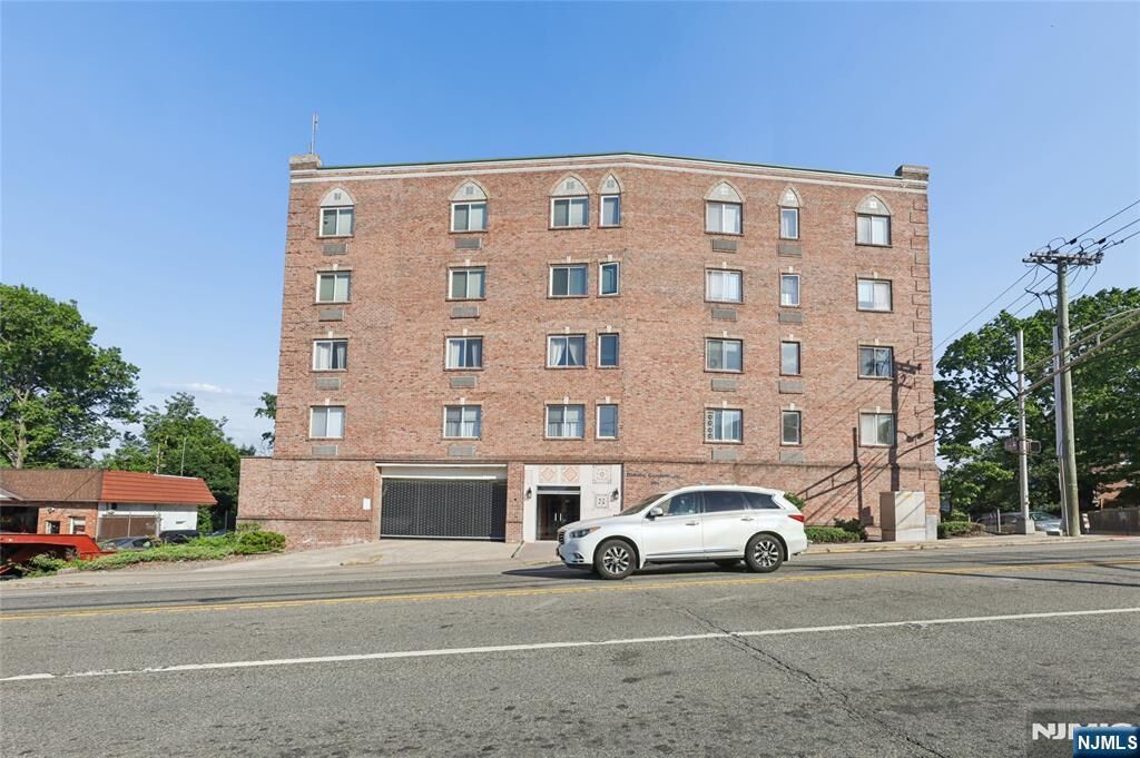 Property Photo: 399 11th Street 403 NJ 07650