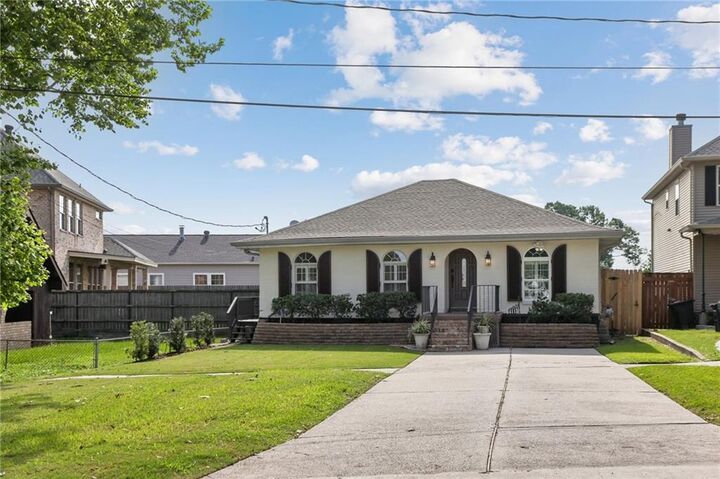 Property Photo:  4113 Harvard Avenue  LA 70006 
