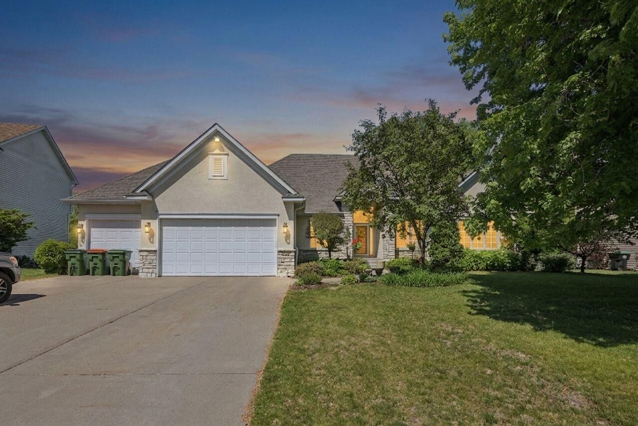 Property Photo: 6243 Hollow Lane MN 55014