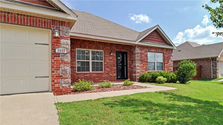 Property Photo:  5003 Cross Creek Boulevard  AR 72758 