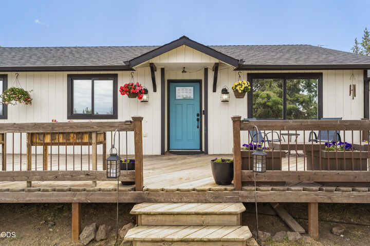 Property Photo:  14411 SW Noah Butte Drive  OR 97760 
