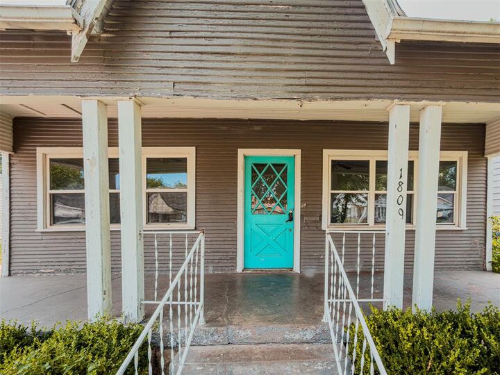 Property Photo: 1809 S 14th Street OK 73018