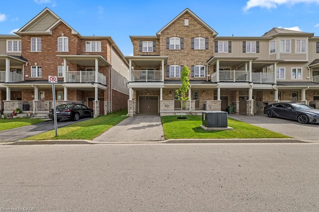 Property Photo:  14 Hiscott Drive Drive  ON L8B 0A2 