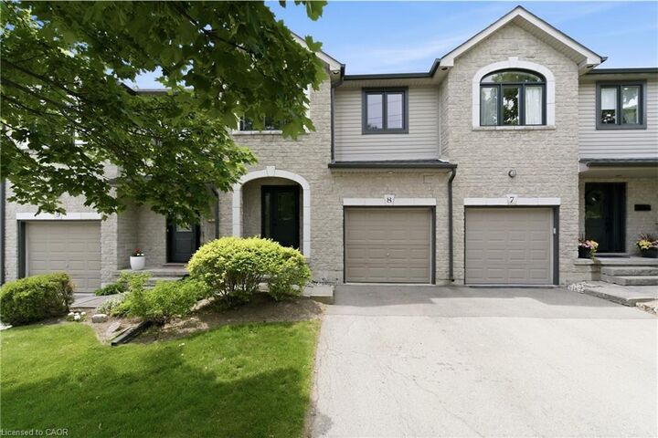 Property Photo:  2110 Headon Road 8  ON L7M 4S2 