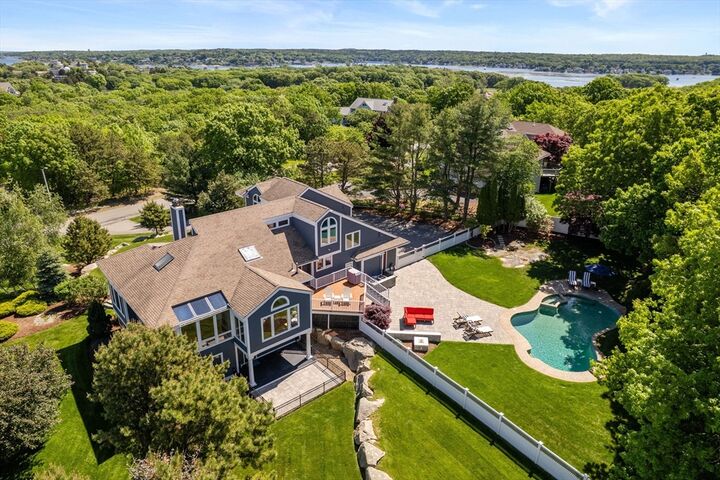 Property Photo:  8 Schooner Ridge  MA 01930 