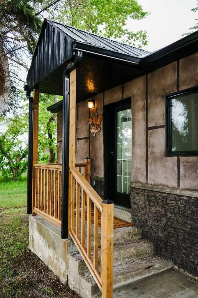 Property Photo:  4932 48 Street  AB T0B 1V0 